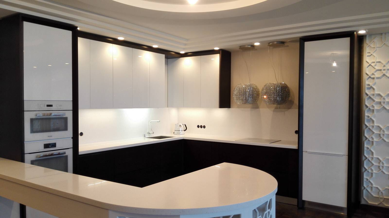 Кухня с островом