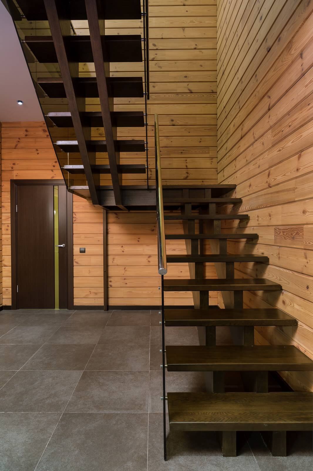 Интерьер деревянного особняка в подмосковном посёлке "Никольские озера"