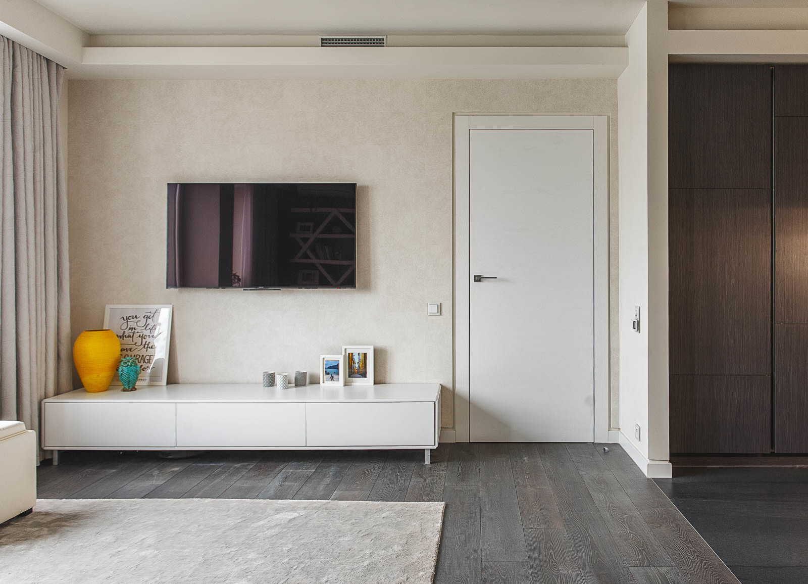 Обложка альбома: Общая гамма цвета