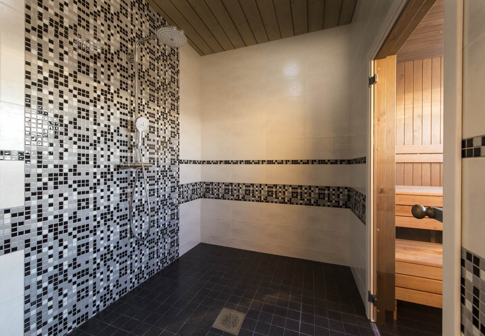 ShowHouse