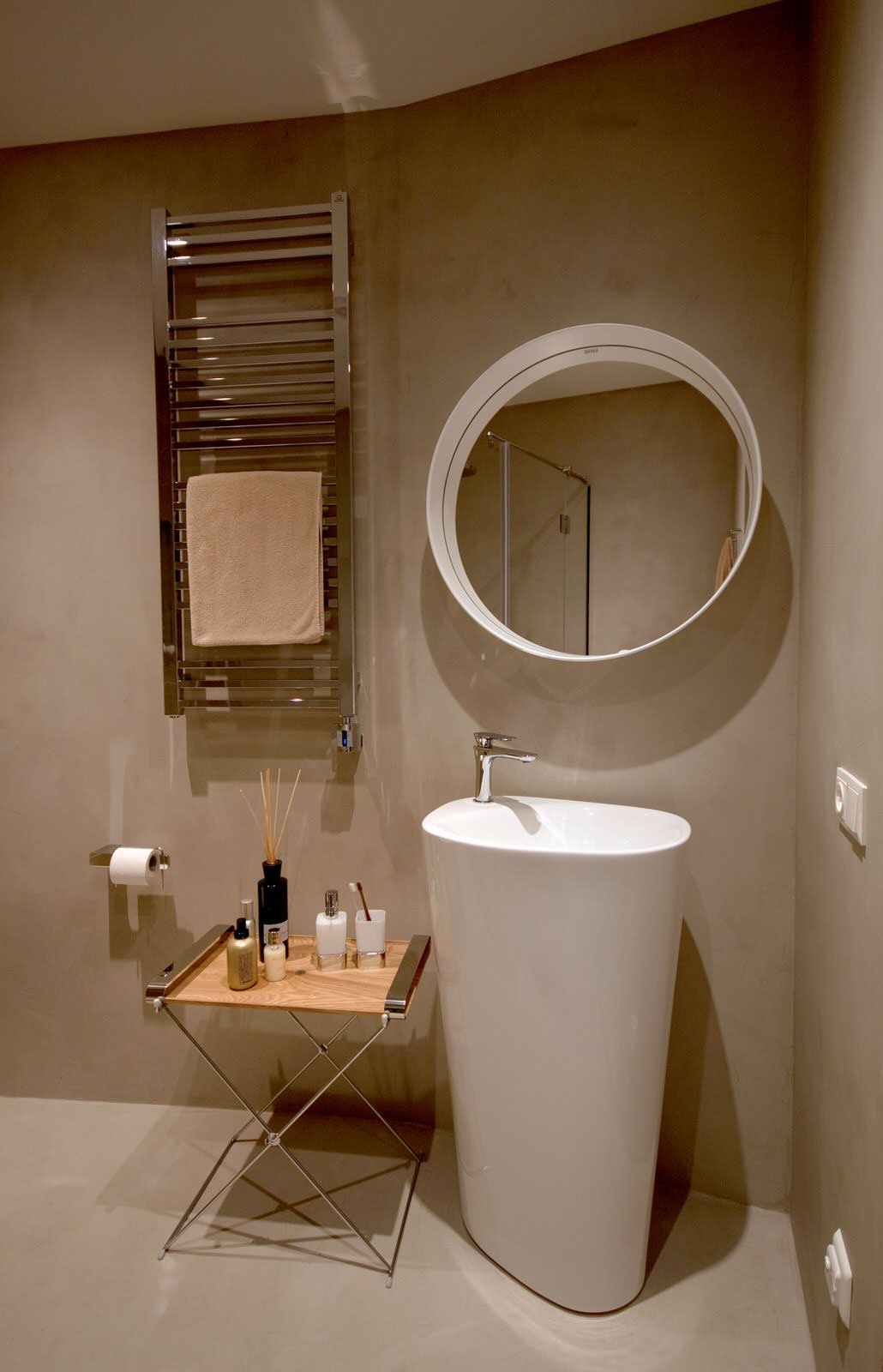 Houzz Латвия: Командировочная квартира на речном побережье