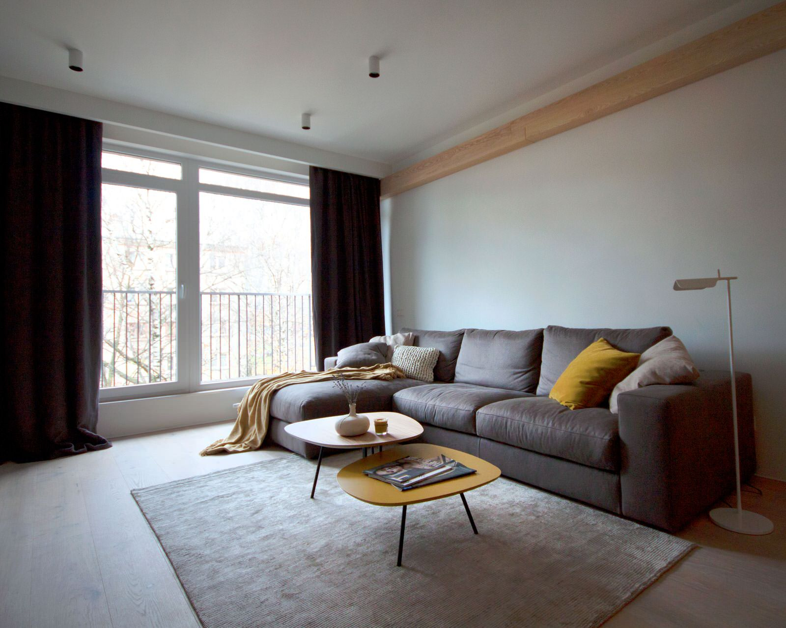 Houzz Латвия: Командировочная квартира на речном побережье