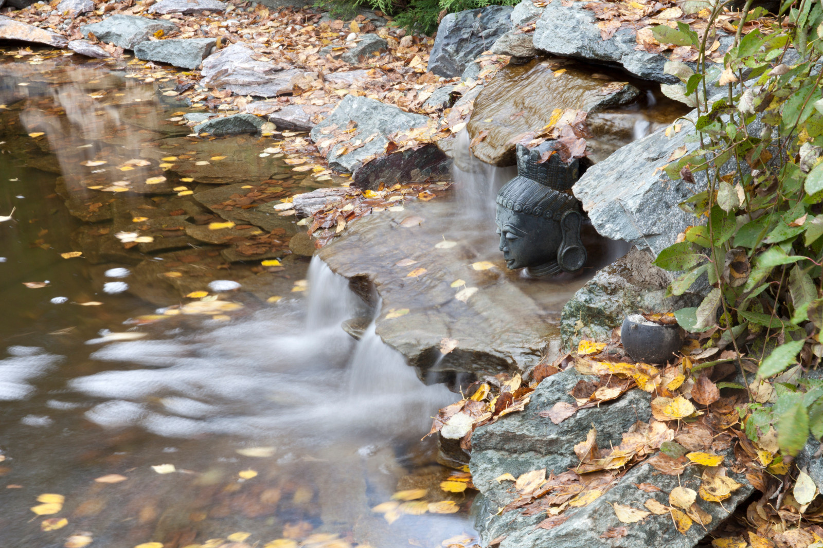 Houzz тур: Дом под Москвой с оригинальным пандусом и винтовой лестницей