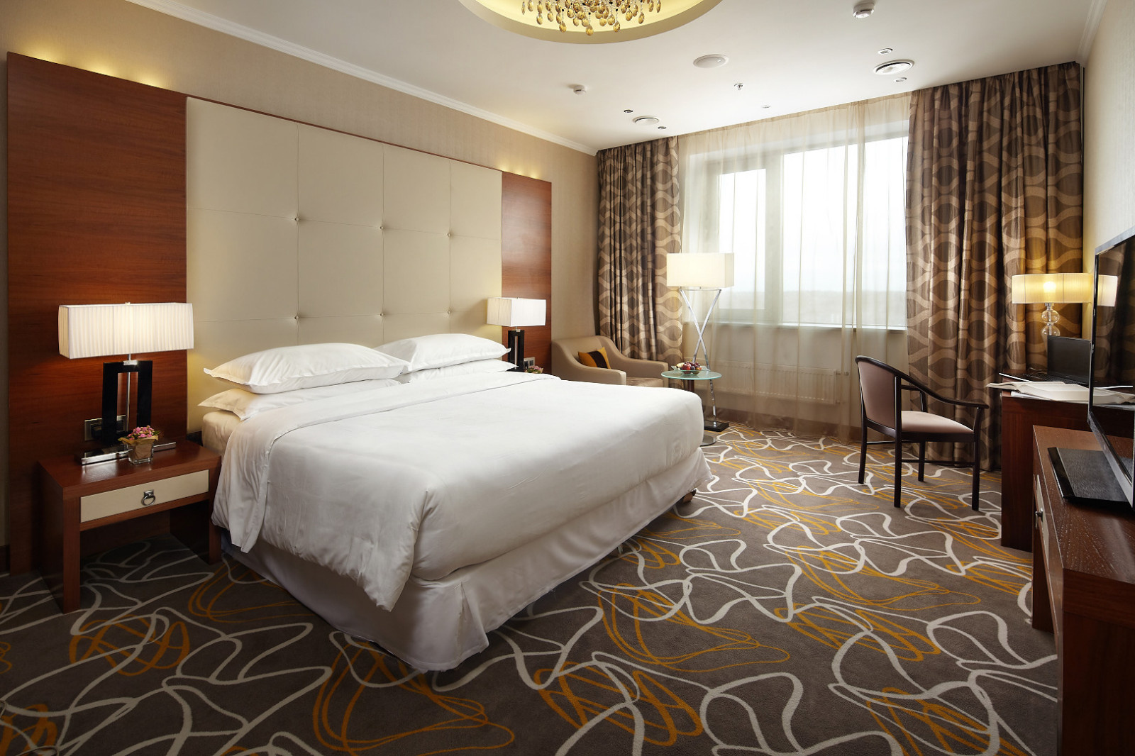 Шератон 5*