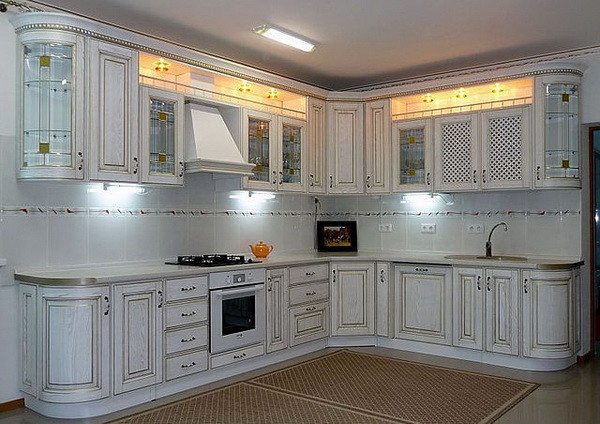 Кухни