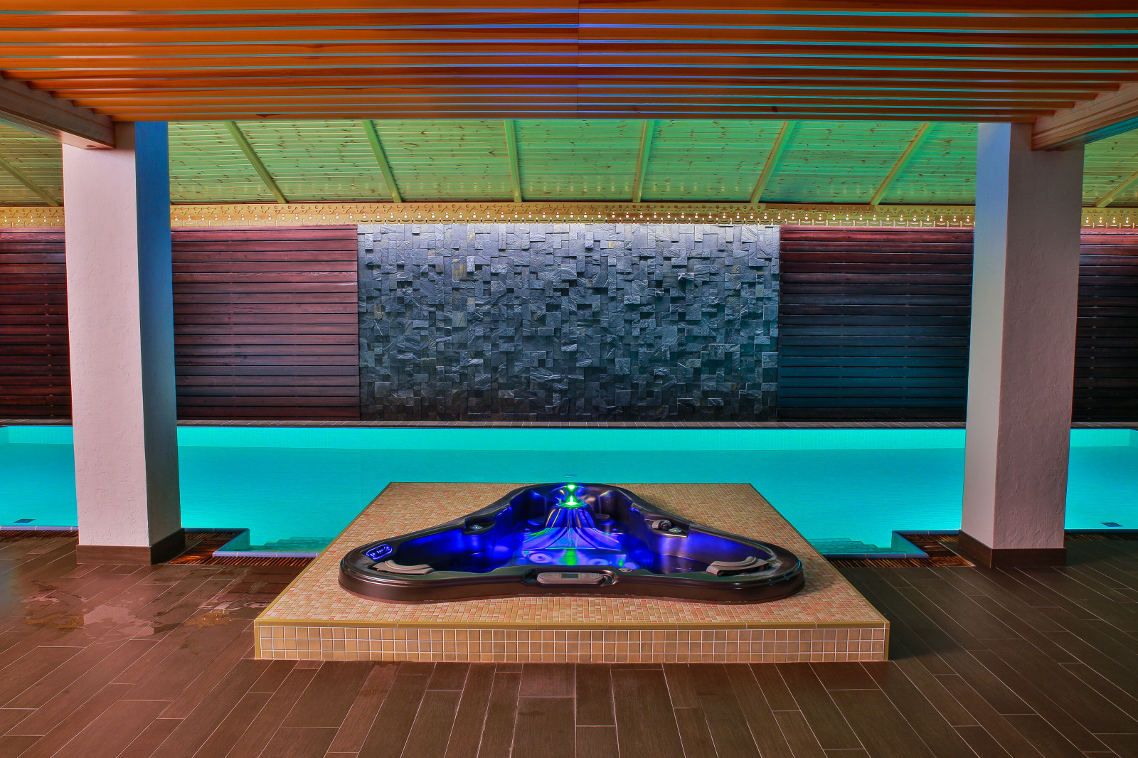 Фоновое изображение профиля Vladimir Parfenov