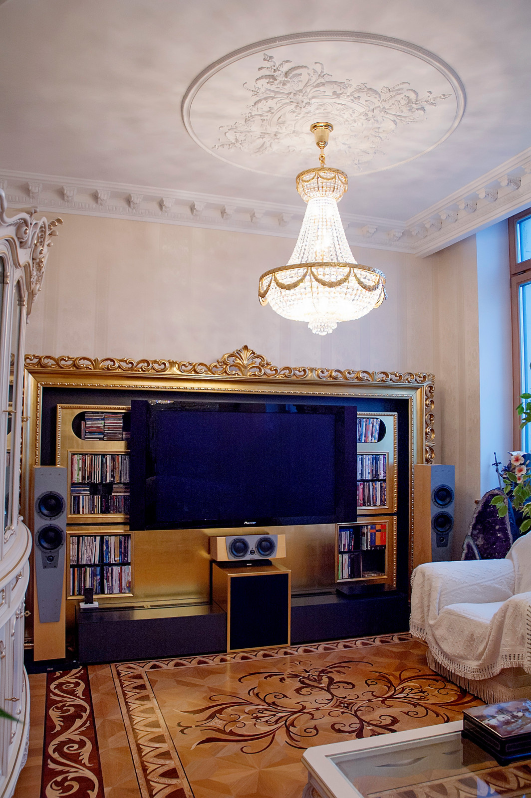 Квартира в сталинской высотке на Котельнической набережной