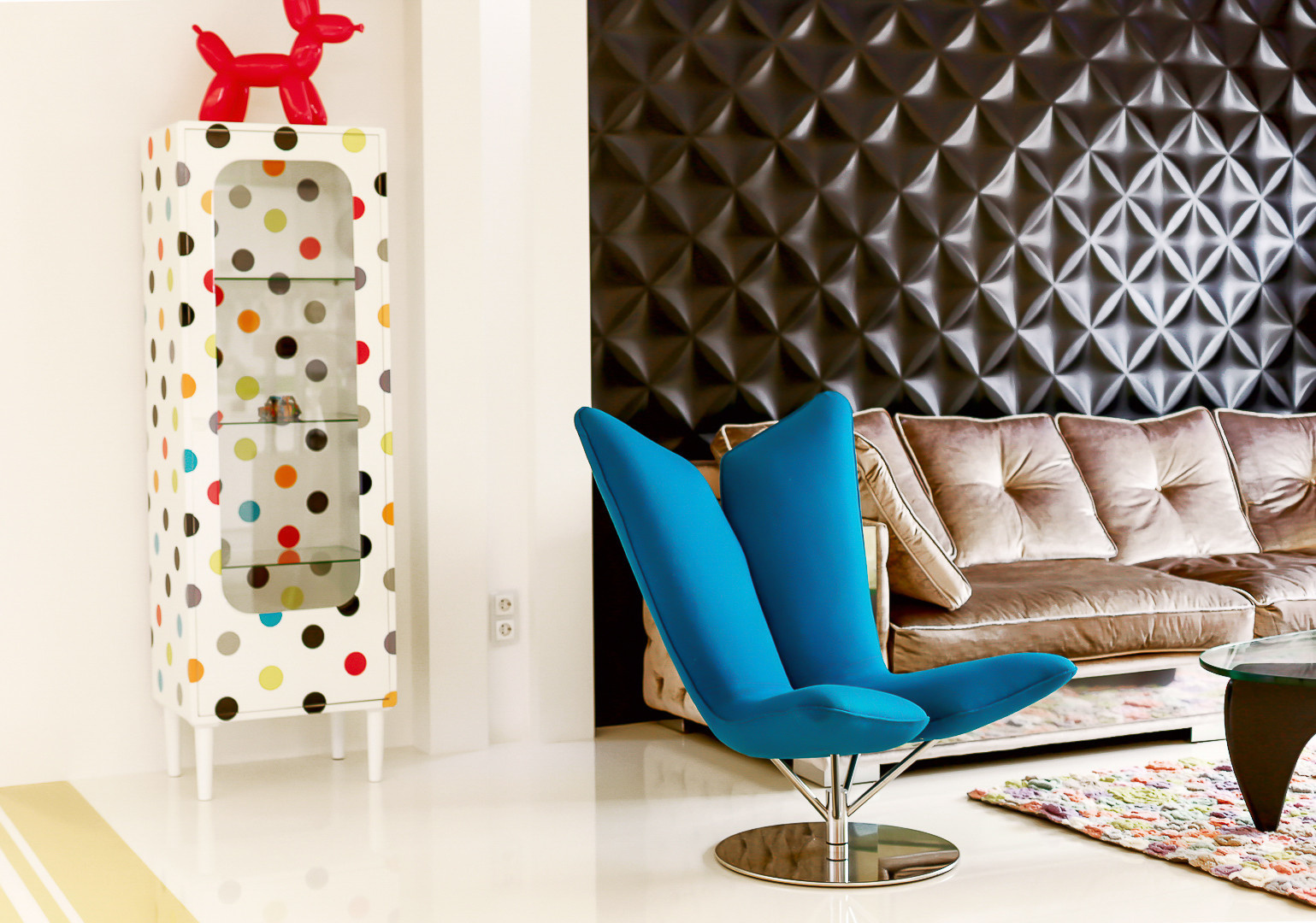 Houzz тур: Яркий и эксцентричный интерьер для молодой девушки