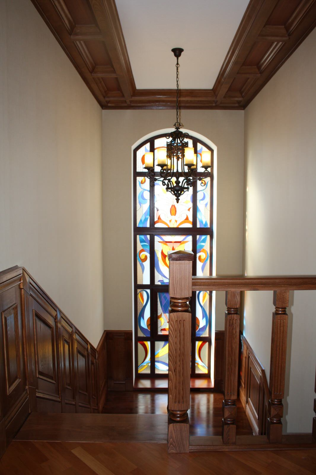 Холл частного дома в классическом стиле