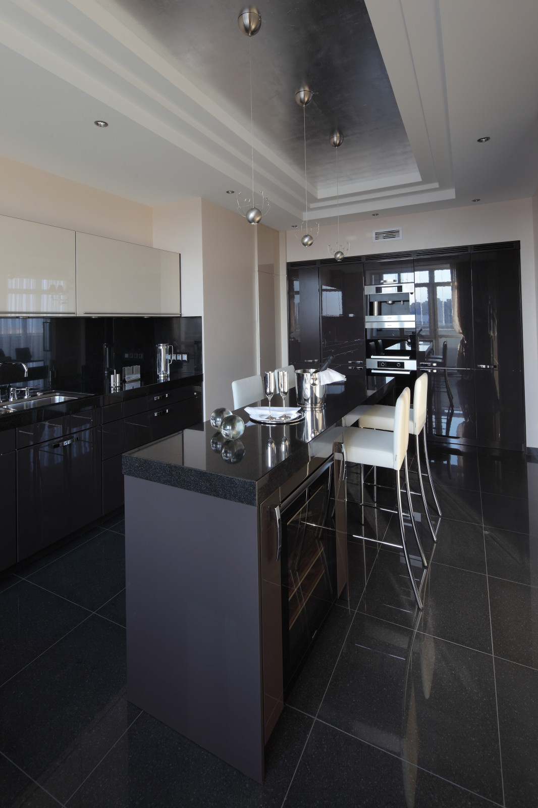 Двухуровневая квартира в Сити