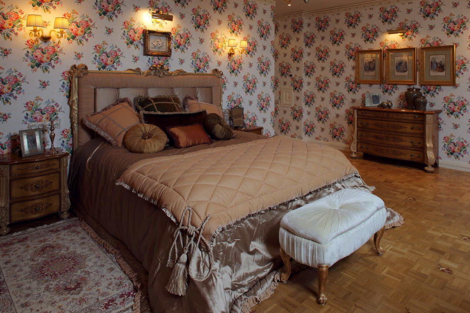 Трехуровневая квартира на ул. Усачева