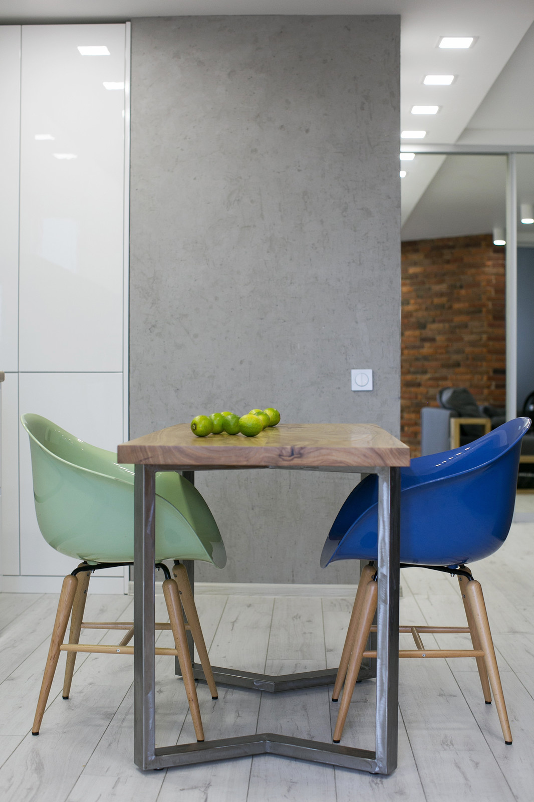 Houzz тур: Лаконичная студия с изолированной спальней в Ростове-на-Дону