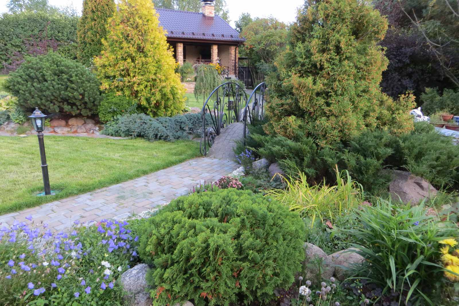 Фоновое изображение профиля Архитектурно-ландшафтное бюро «Рохас»