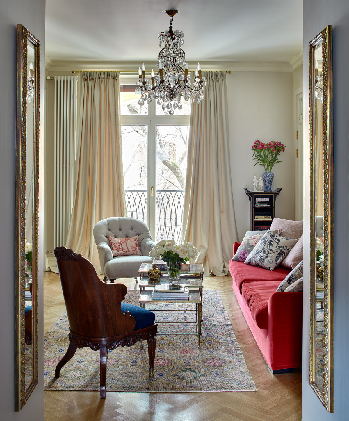 Houzz тур: Современная квартира со следами истории