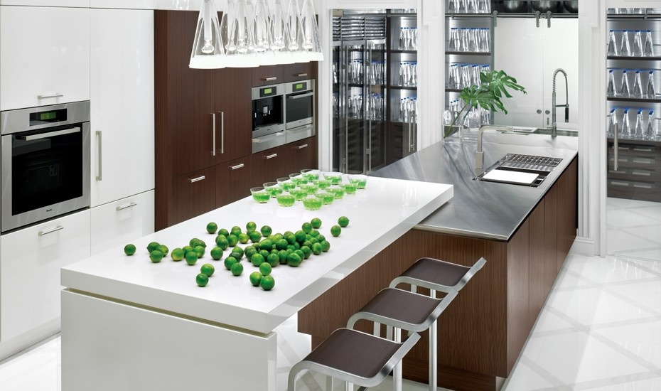 CONTEMPORARY