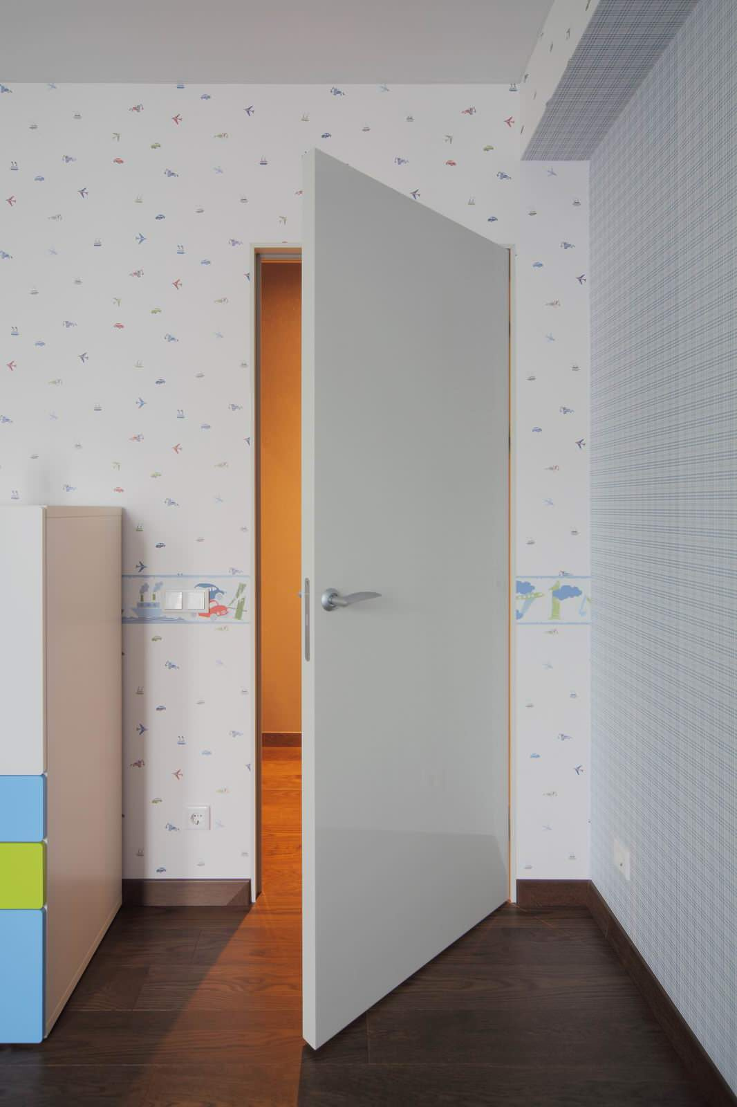 Частный интерьер изготовление дверей