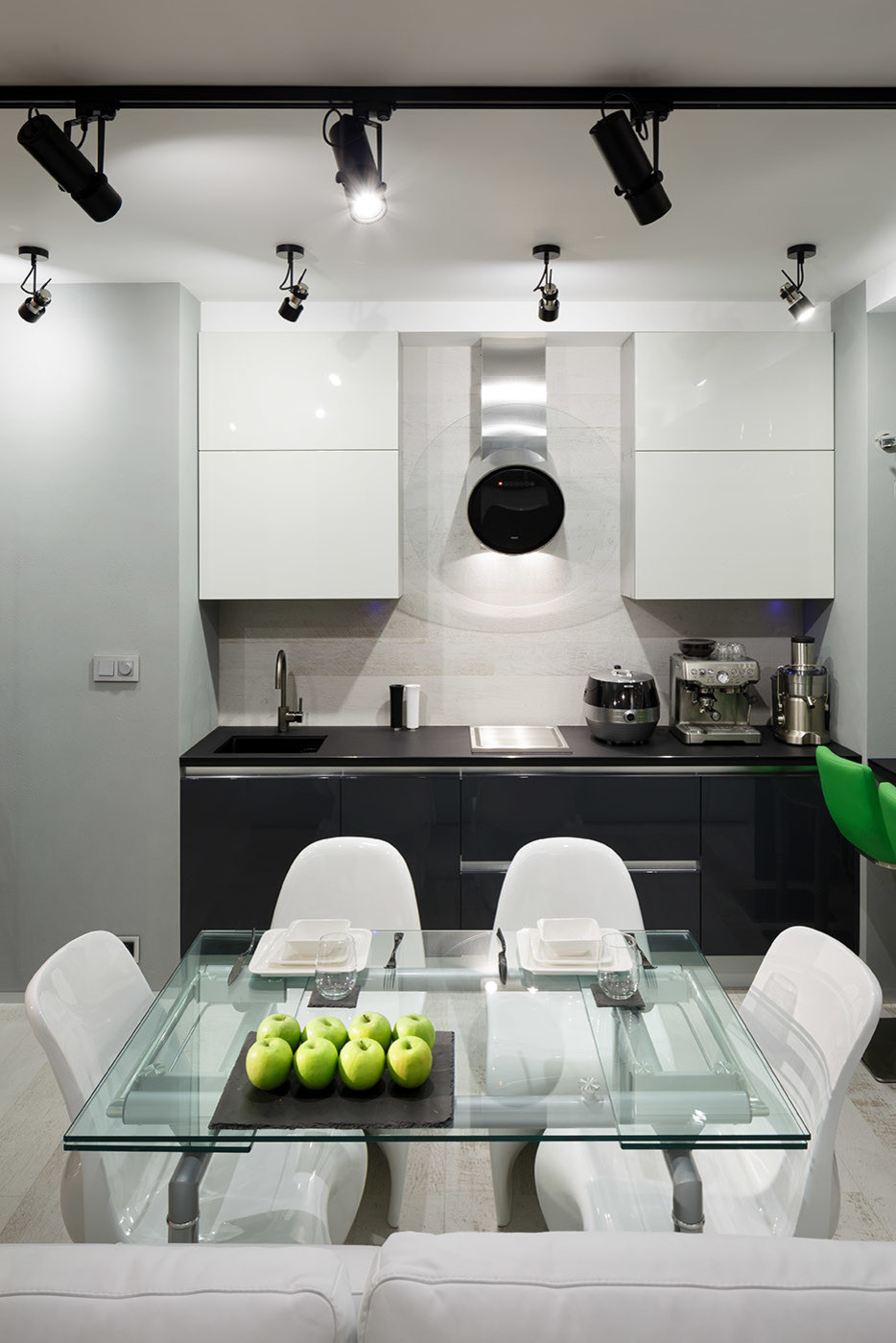 Houzz тур: Индустриальный интерьер с романтическими мотивами