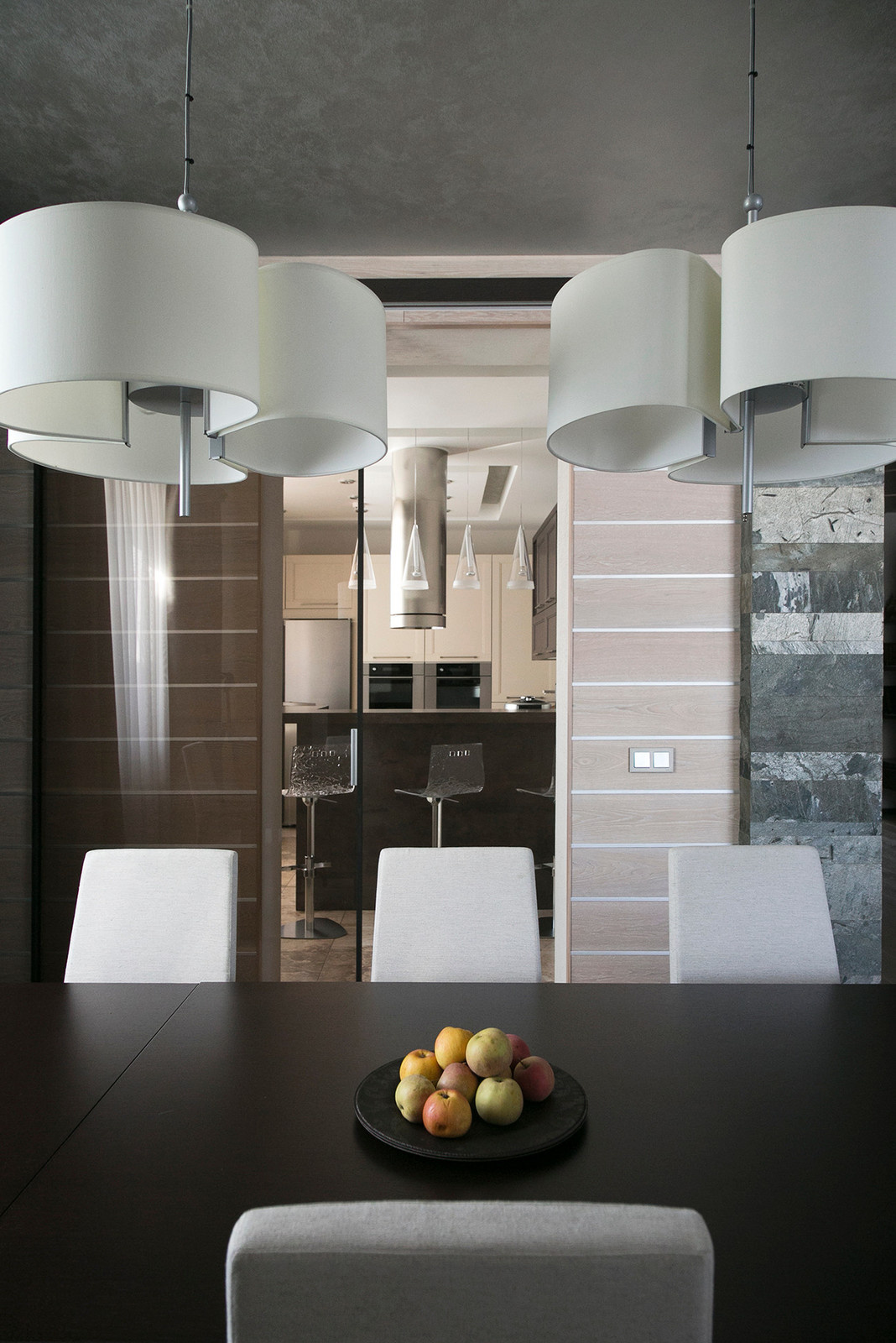 Интерьер загородного дома в поселке Гринфилд