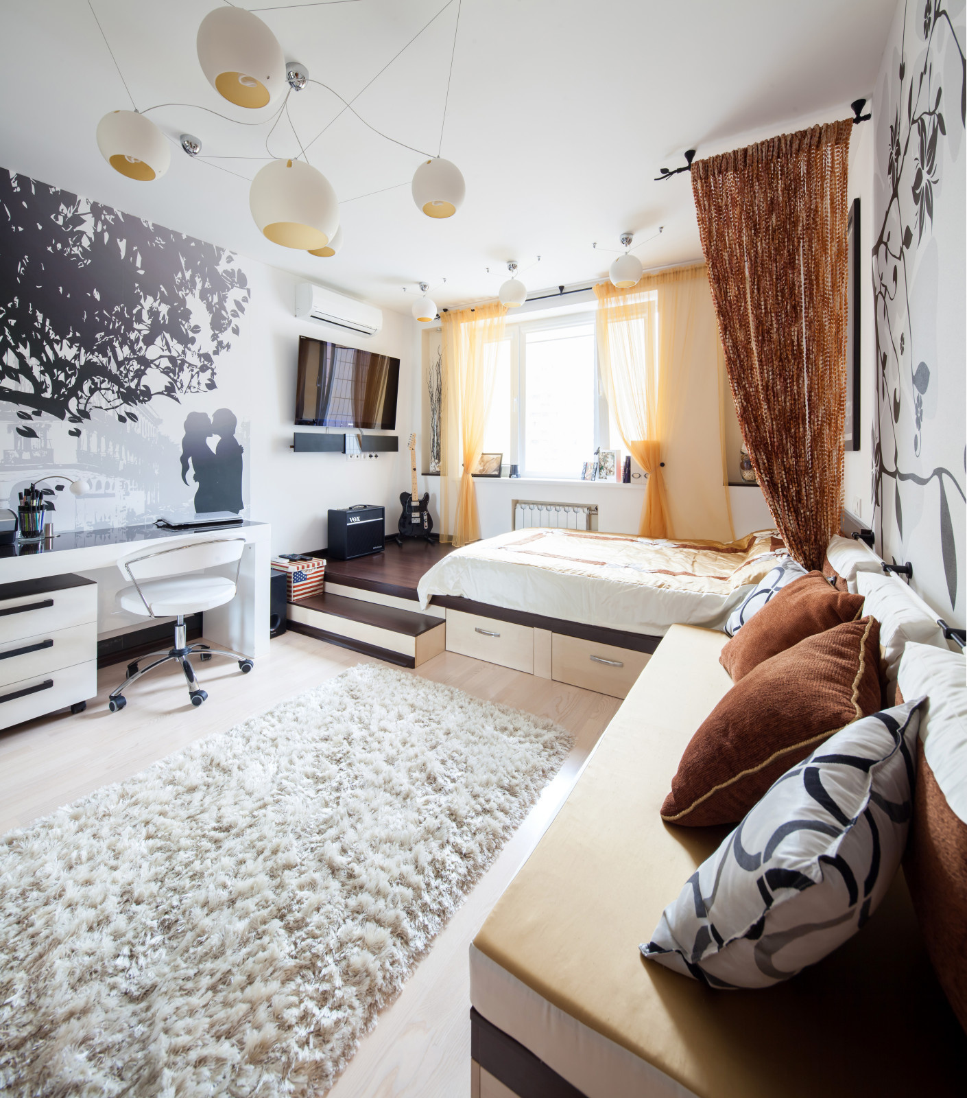 Обложка альбома: зал спальня