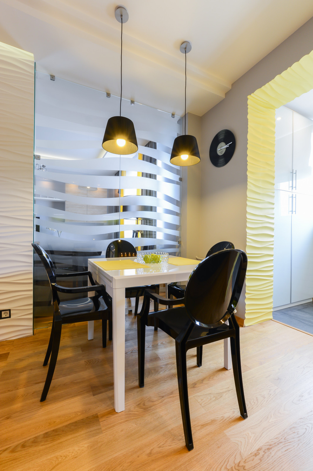 Концепция серого