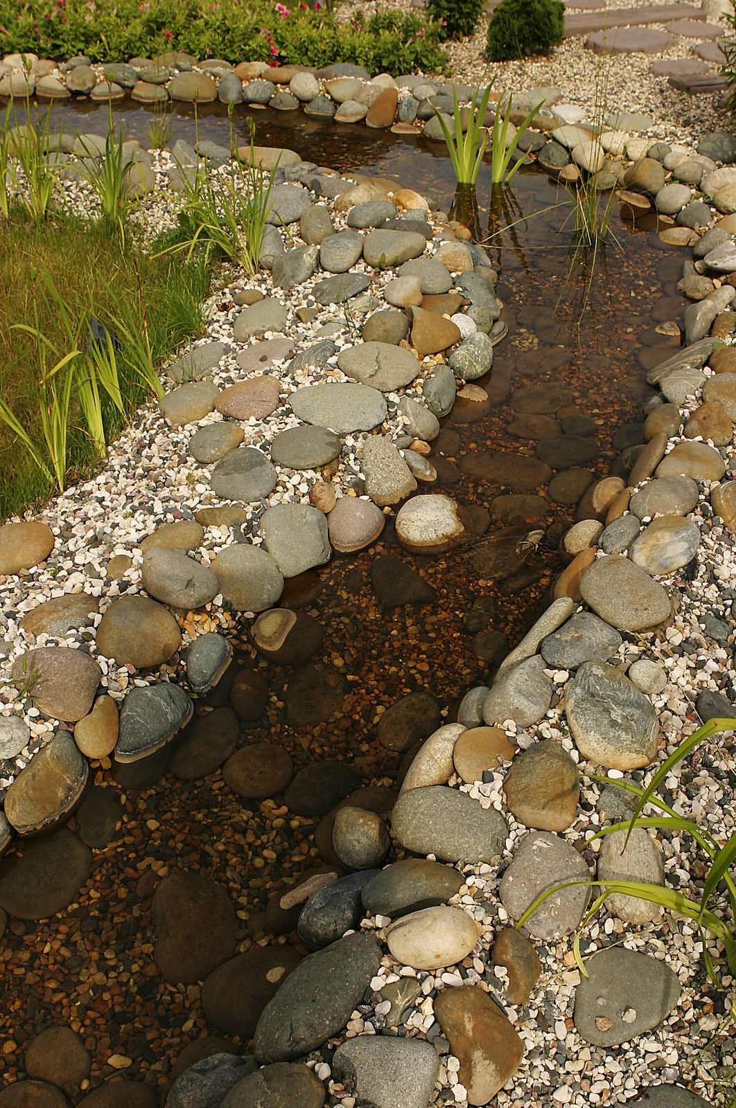 Искусственный ручей