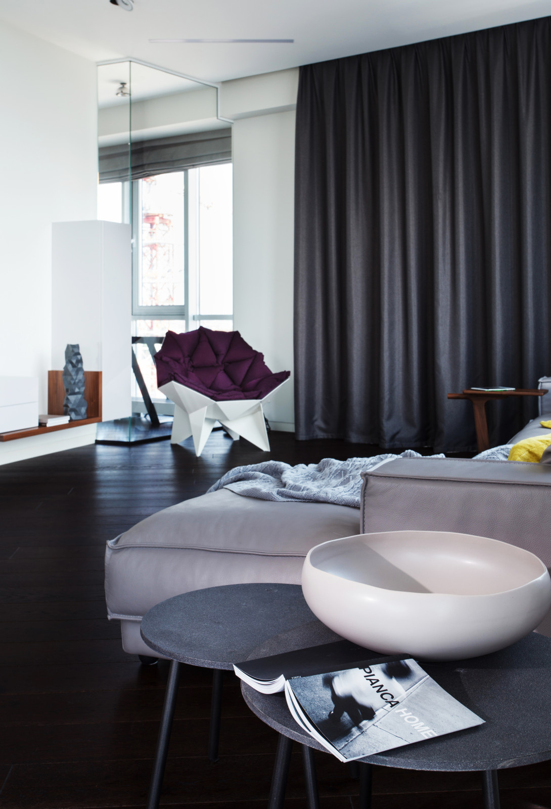 Houzz Украина: Минимализм и ломаные линии в квартире для двоих