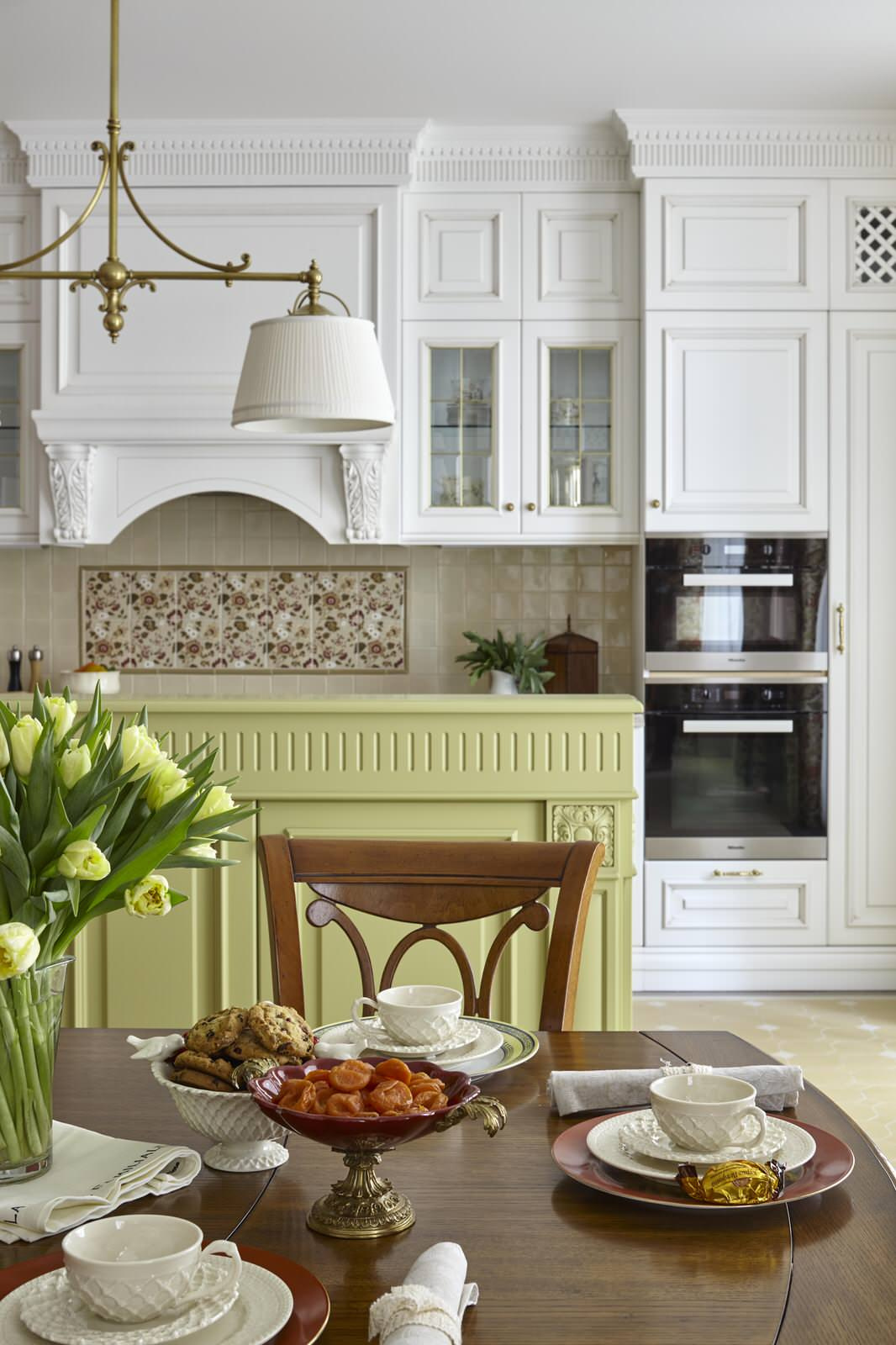 Фотосъемка интерьера квартиры на Весковском переулке для SALON Классика