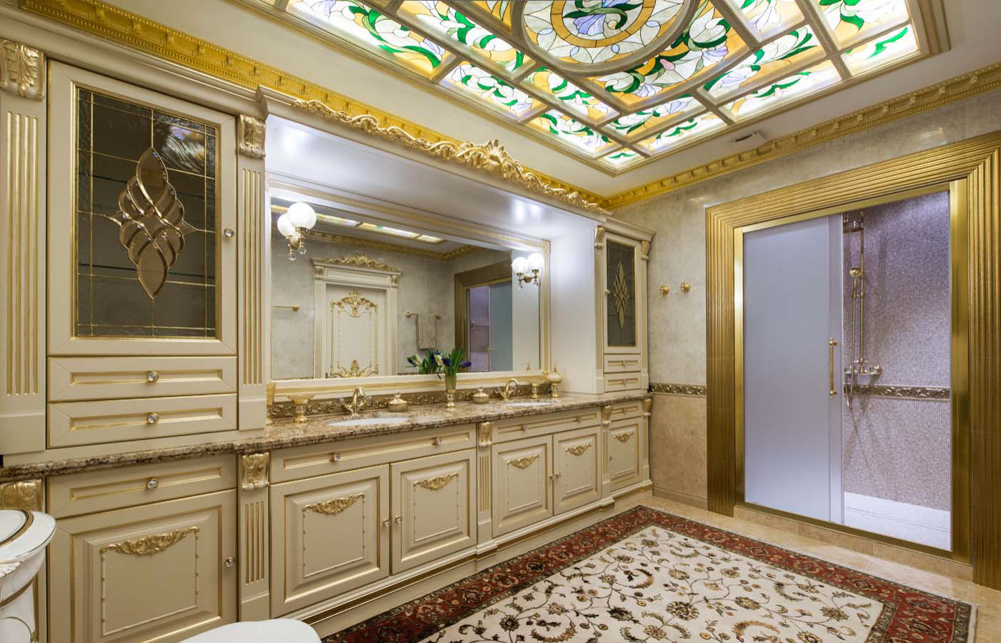 "Нескромное обаяние"