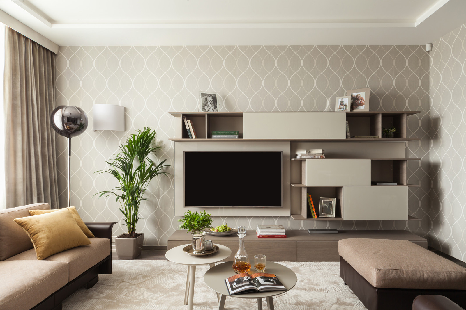 "Интеллигент"