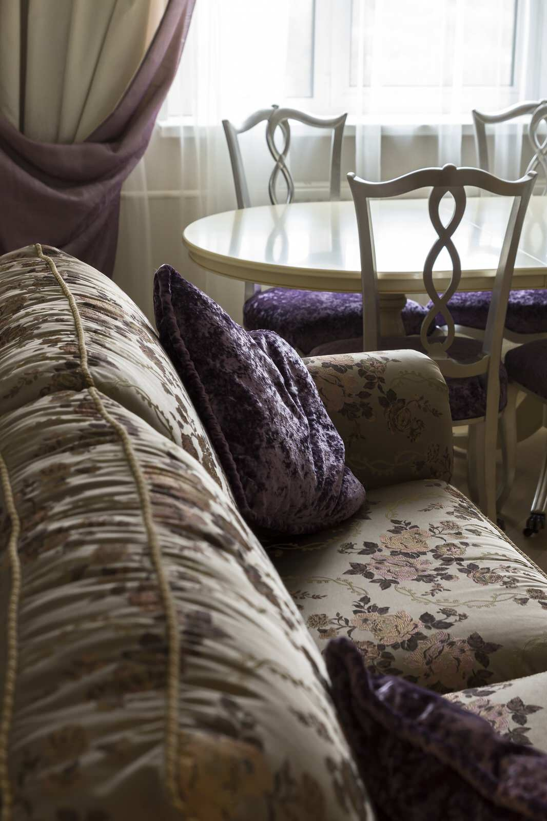 4-комнатная квартира в неоклассическом стиле. Дизайн и ремонт под ключ