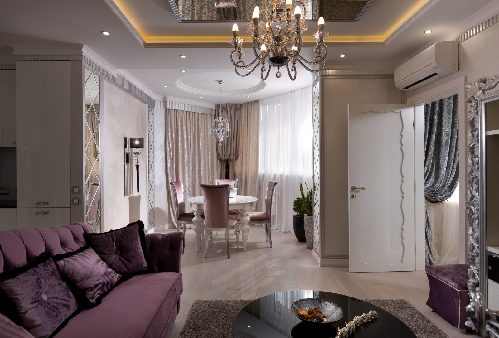 Светлые тона и зеркальные поверхности от Виктории Витковской