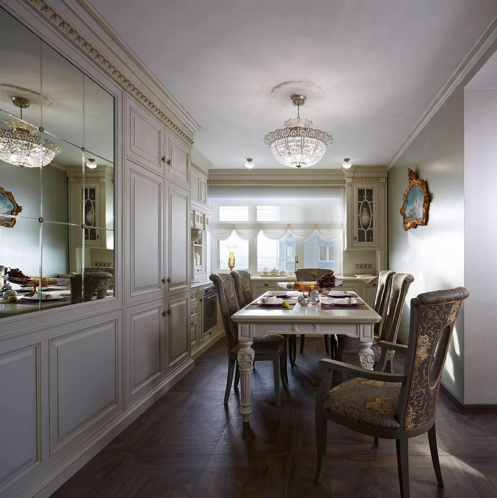 Квартира-шкатулка | The apartment is in the neoclassical style
