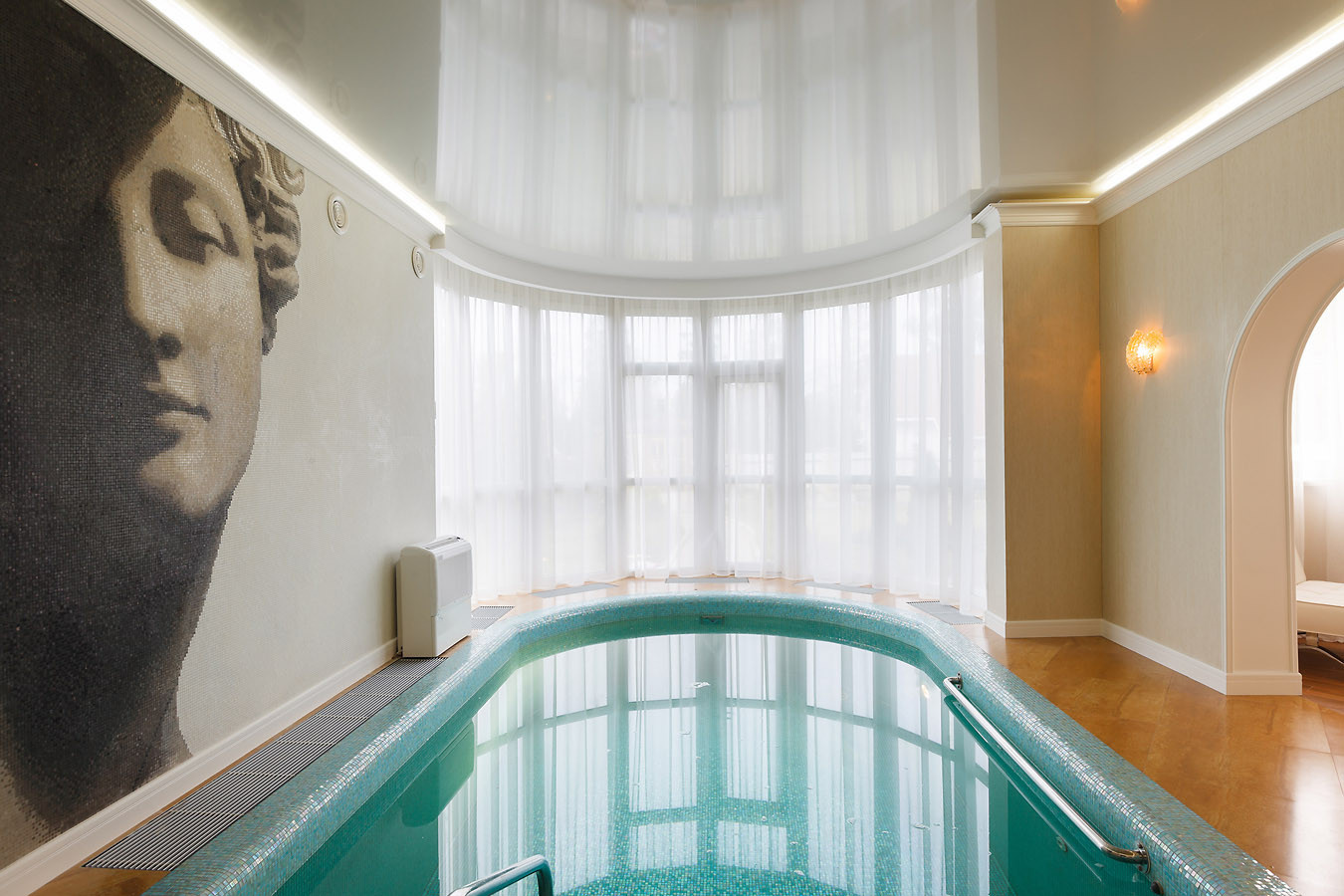 Обложка альбома: Swimming pool