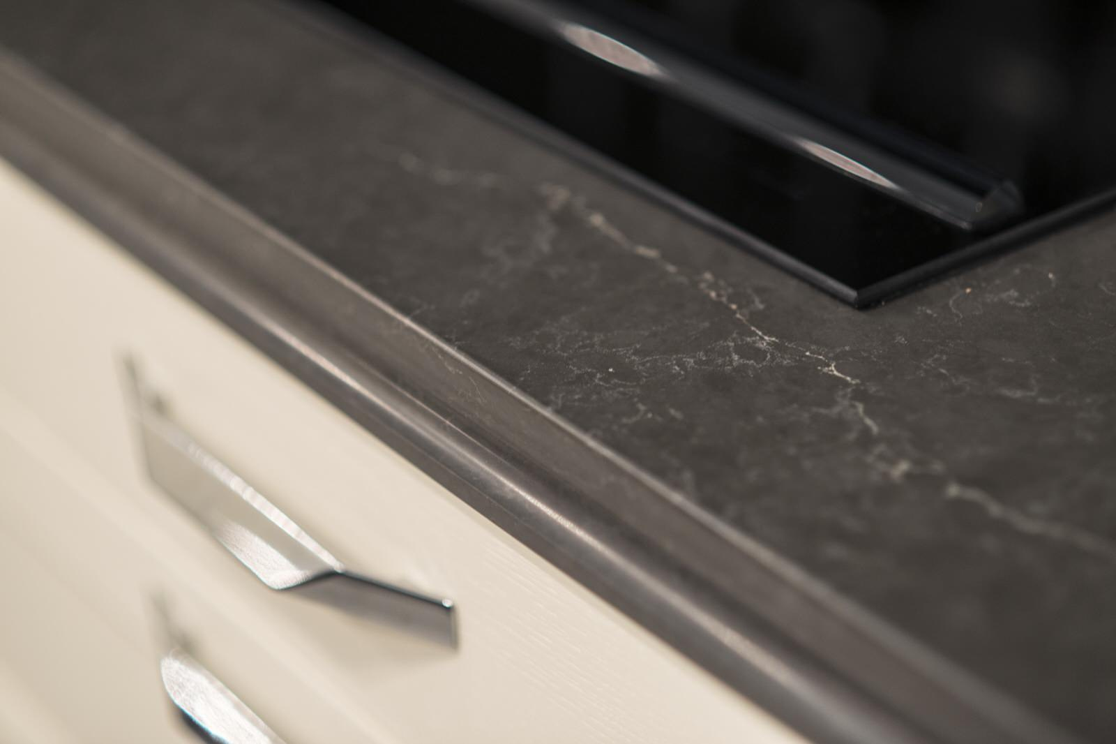 Фоновое изображение профиля Дина Александрова