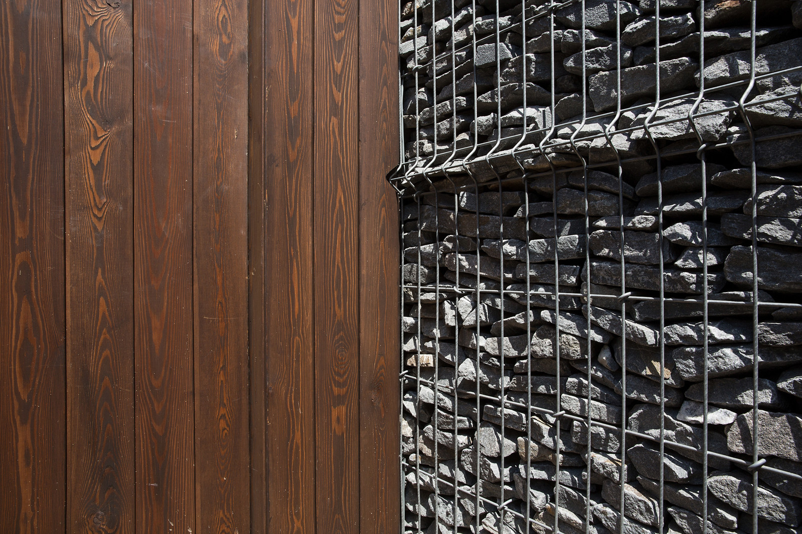 Красивый забор для дома