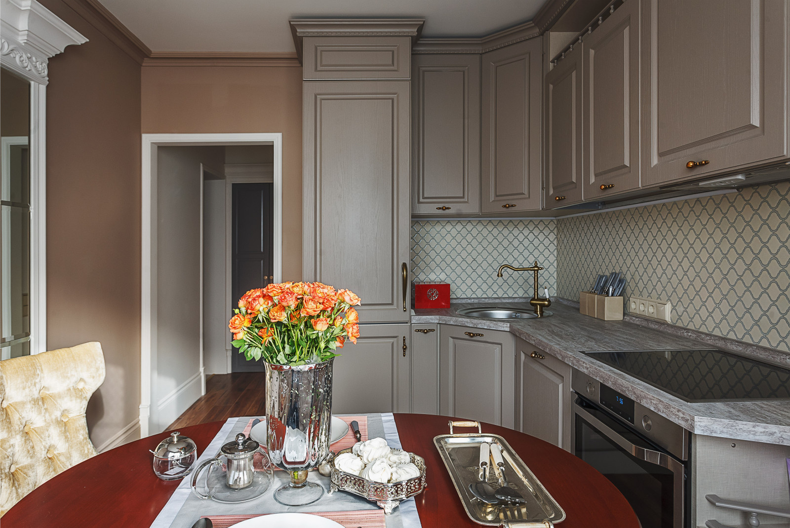 Бокс "Неоклассика"