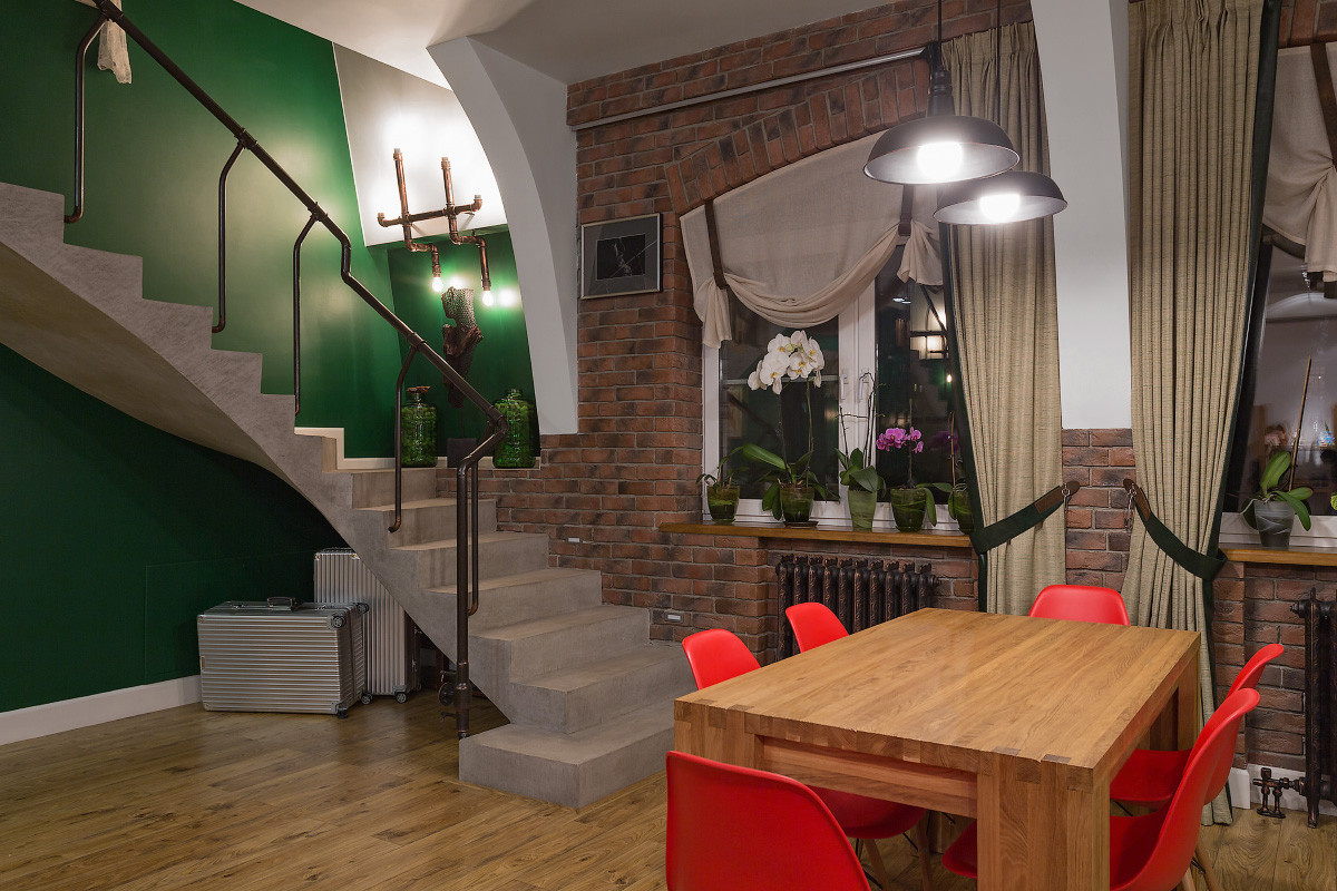 Замечательная двухуровневая квартира с фантастическим детским этажом