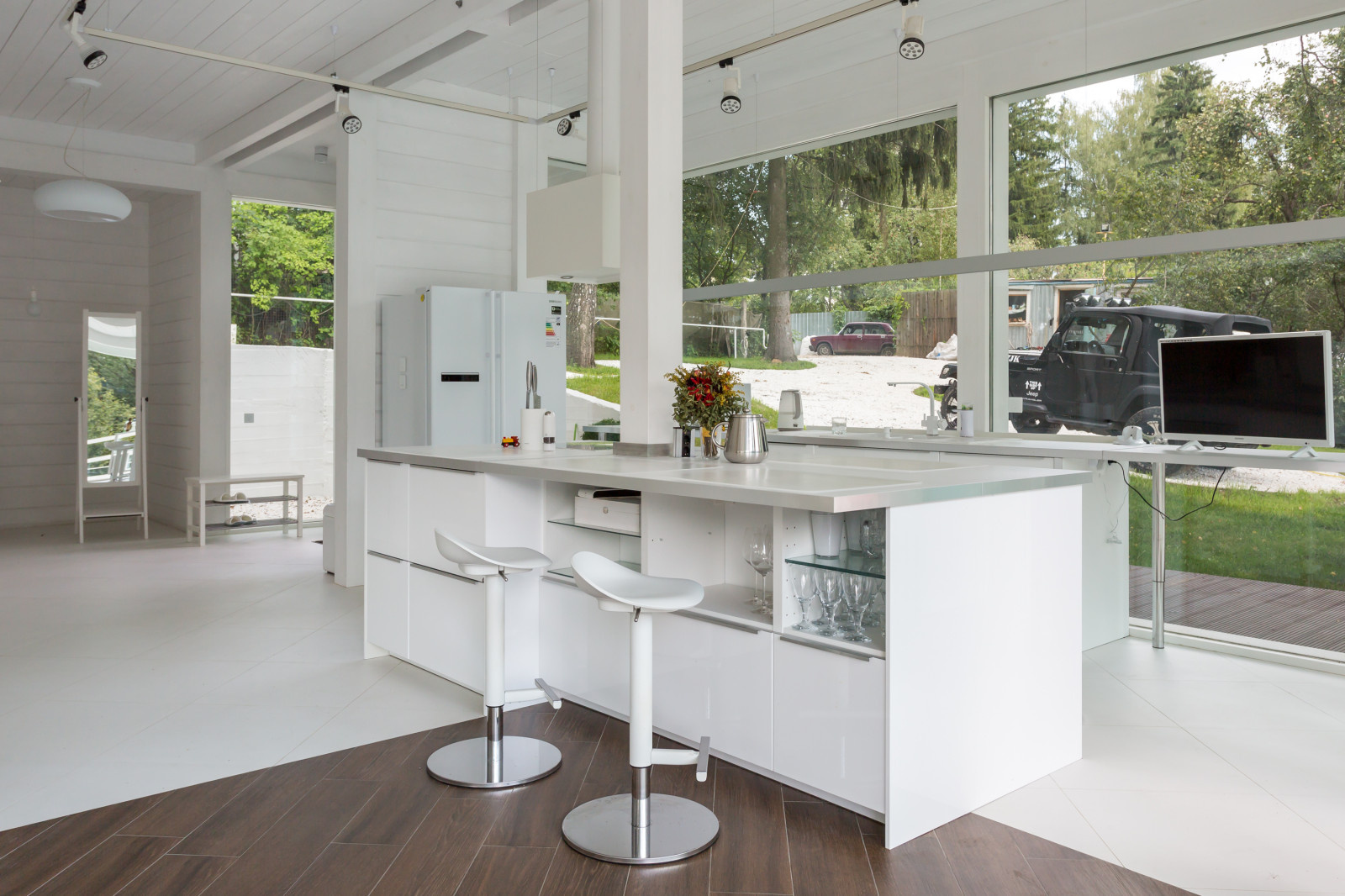 Дом из стекла