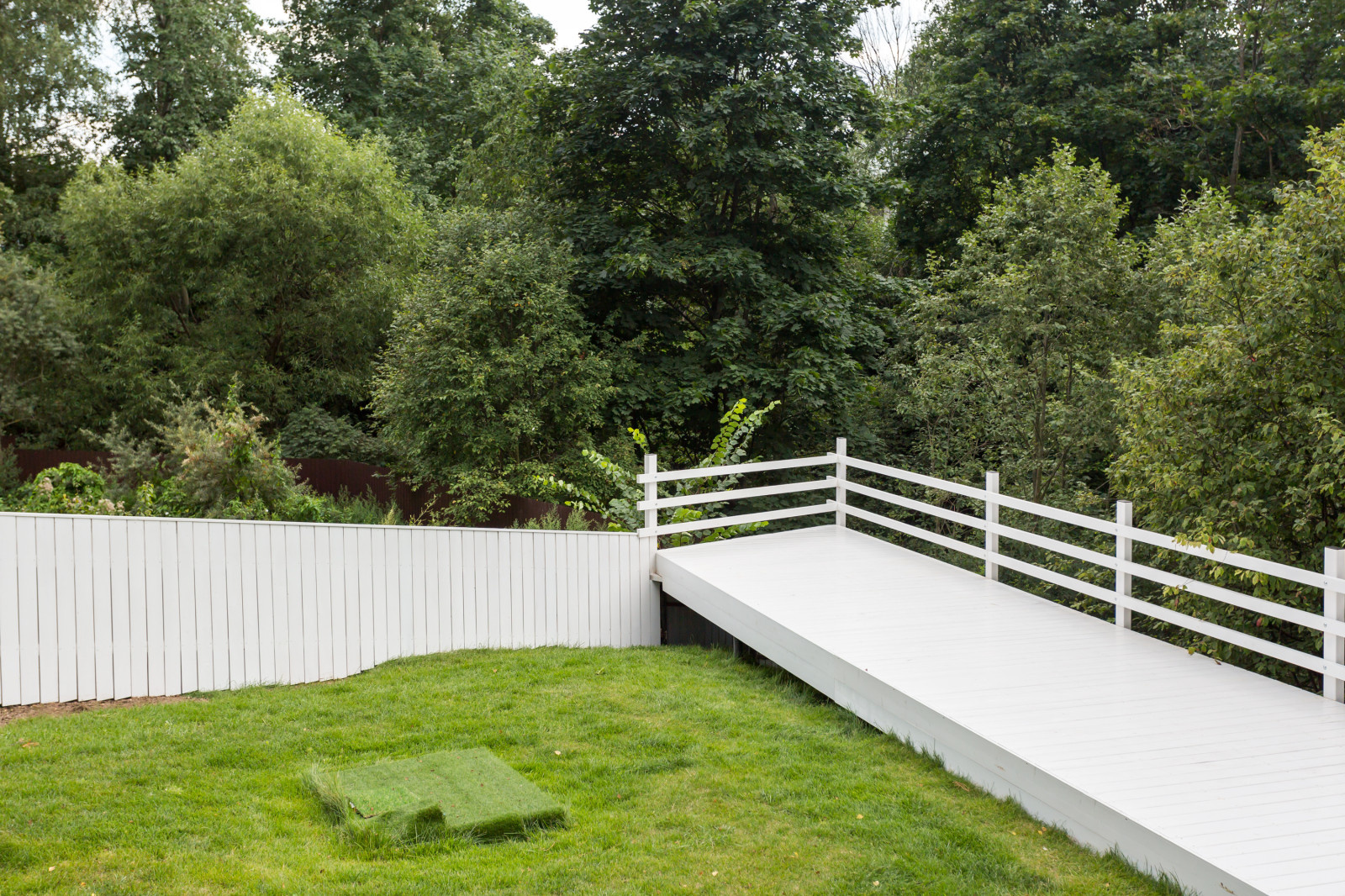 В гостях: Стеклянный дом на краю обрыва в Подрезково