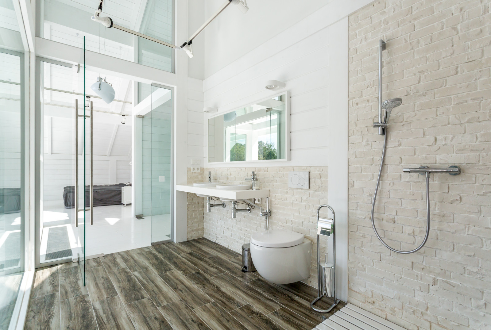 Дом из стекла