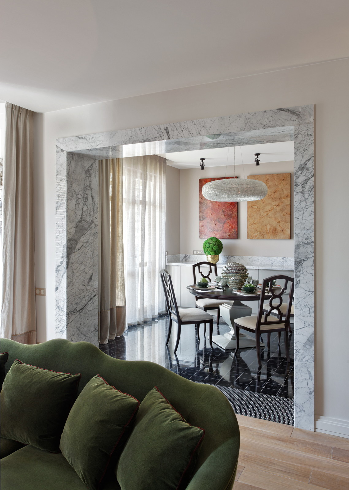 Houzz тур: Квартира для поклонницы йоги с пространством для занятий