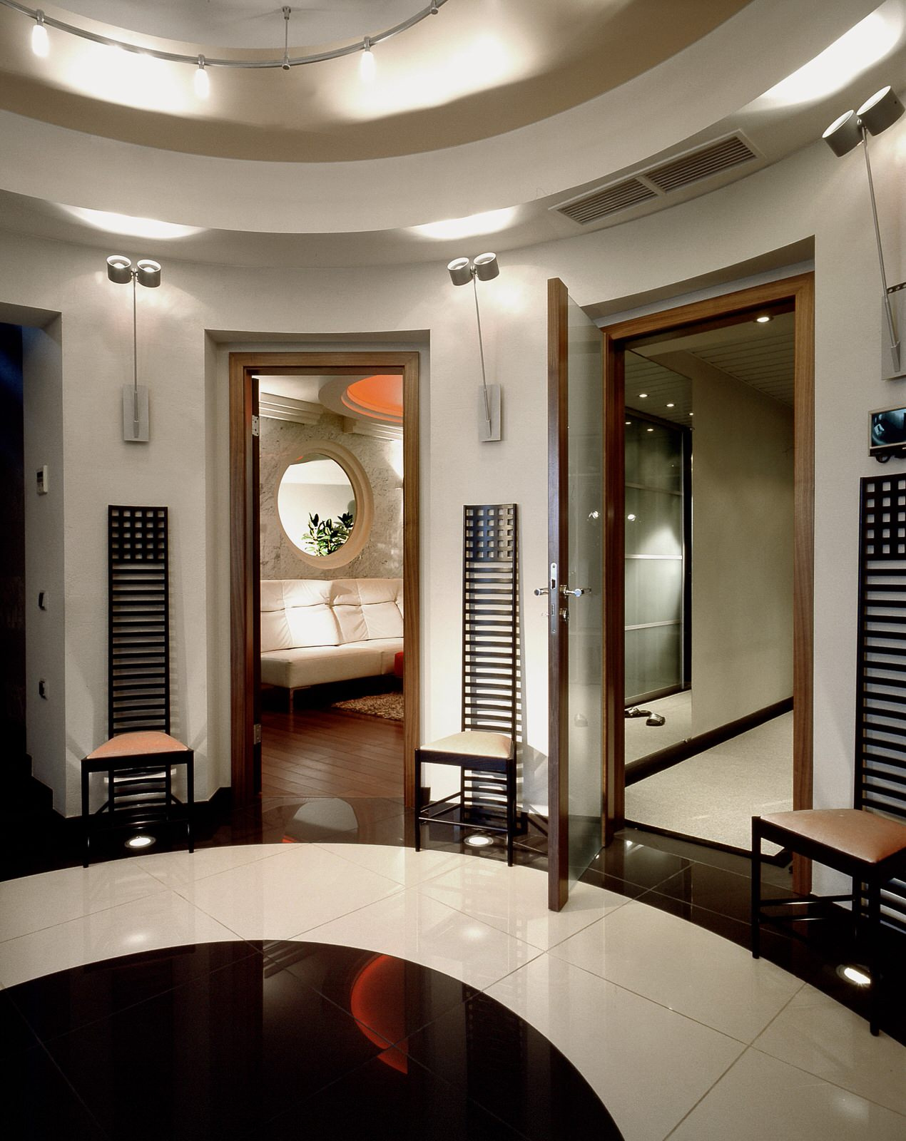 Фоновое изображение профиля Макс Павличук