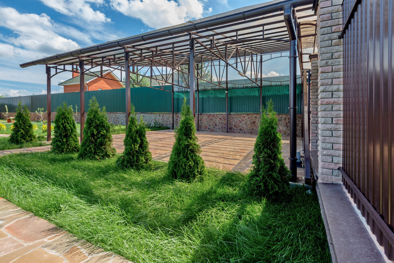 Дом из клееного бруса по индивидуальному проекту