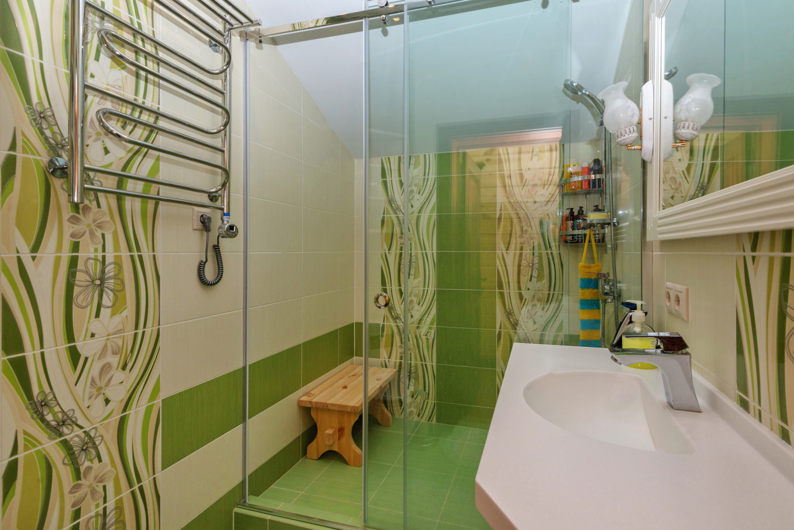 Санузел в доме из клееного бруса по индивидуальному проекту