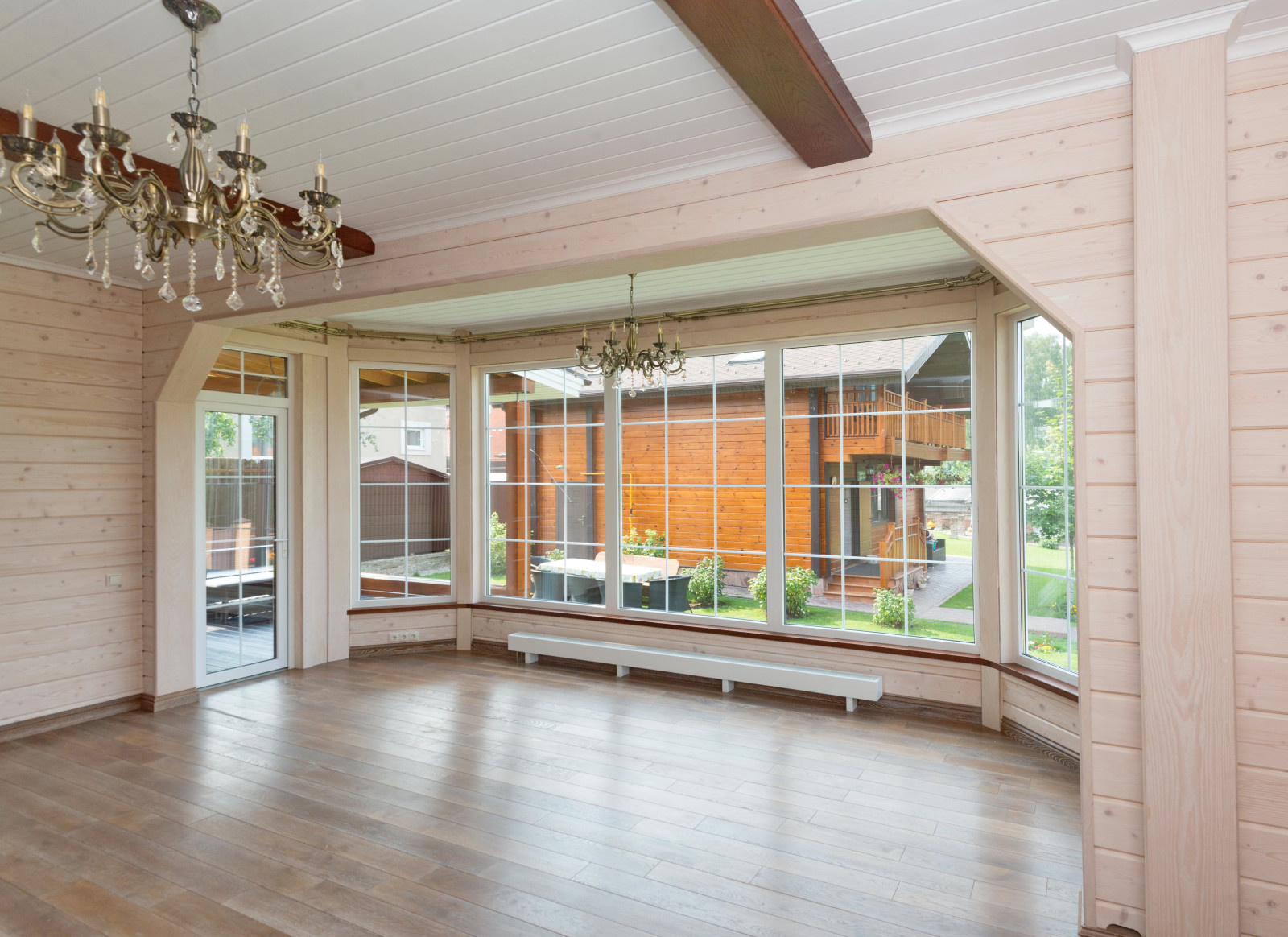 Дом из клееного бруса по индивидуальному проекту в д.Жабкино