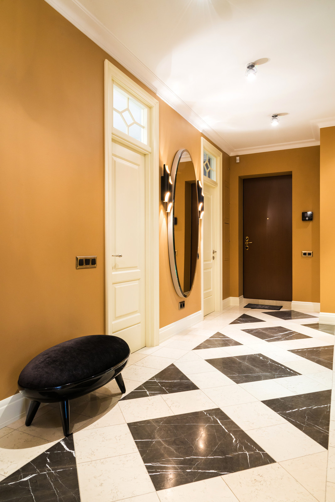 Обложка альбома: прихожая