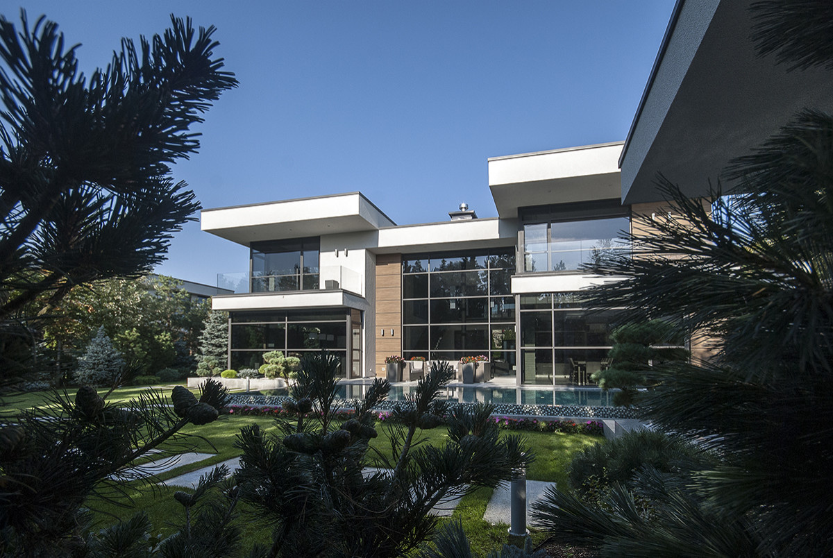 Современный дом