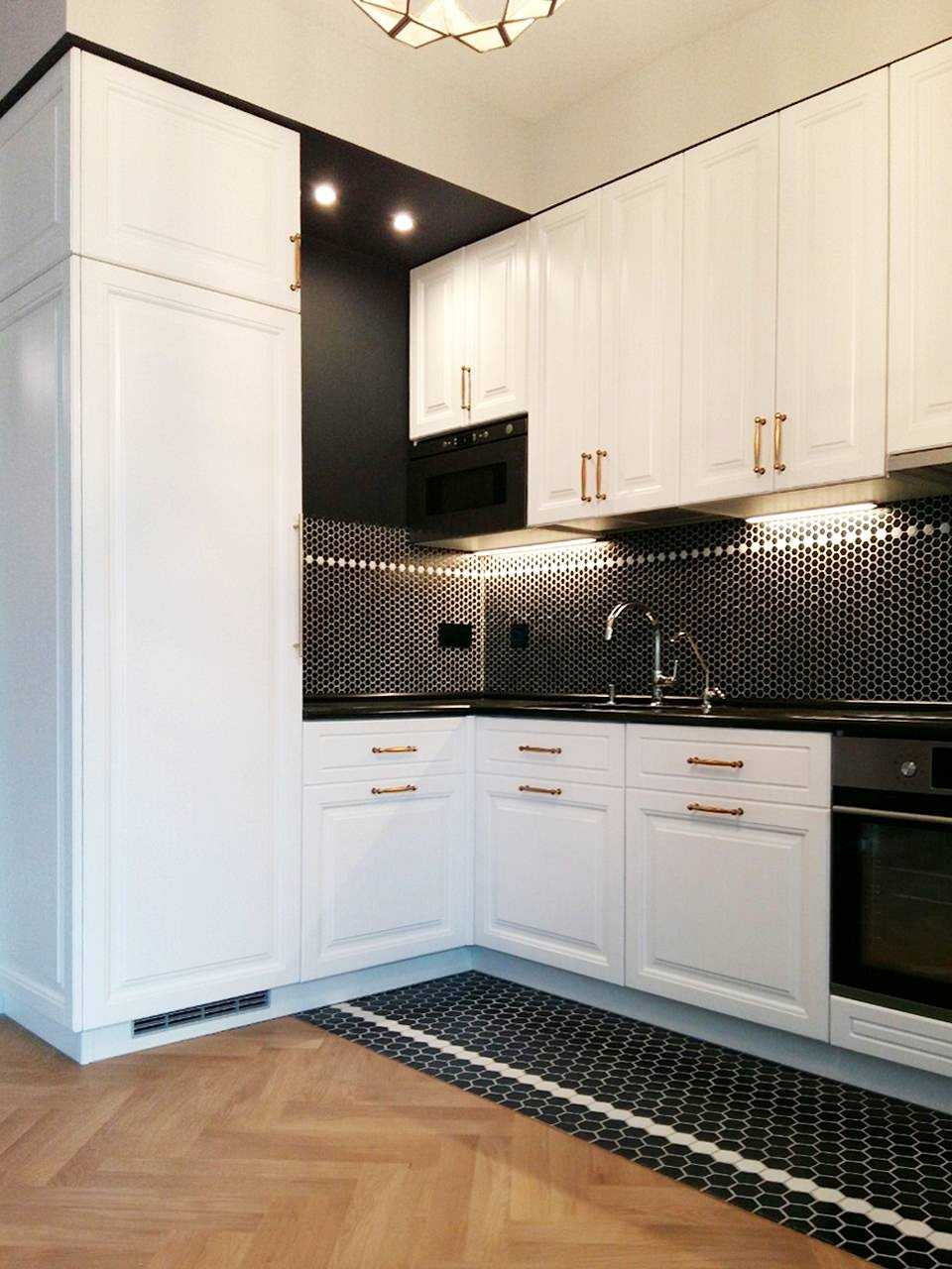 Кухня с фасадами Карла