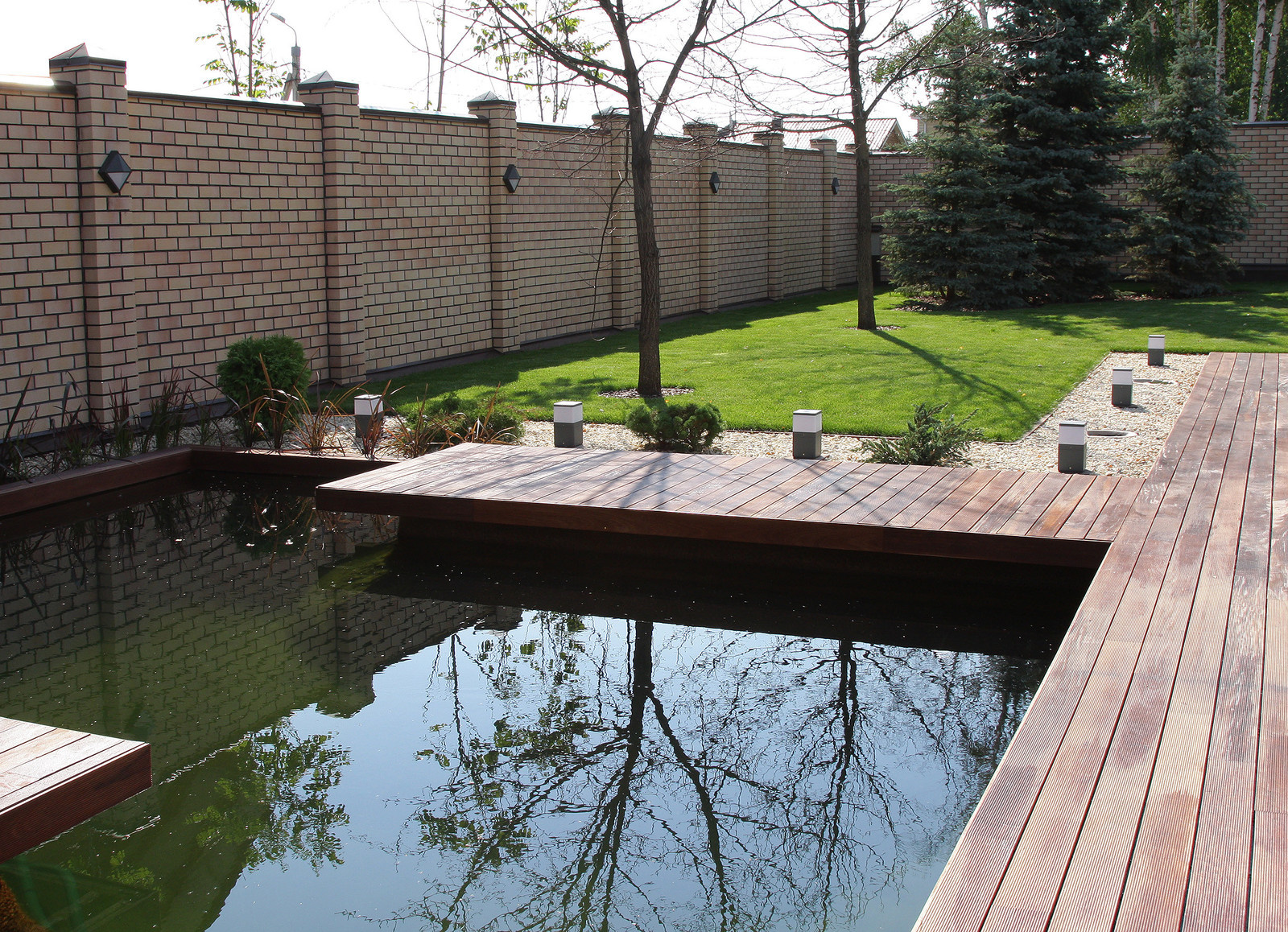 Дом на Карповом пруде