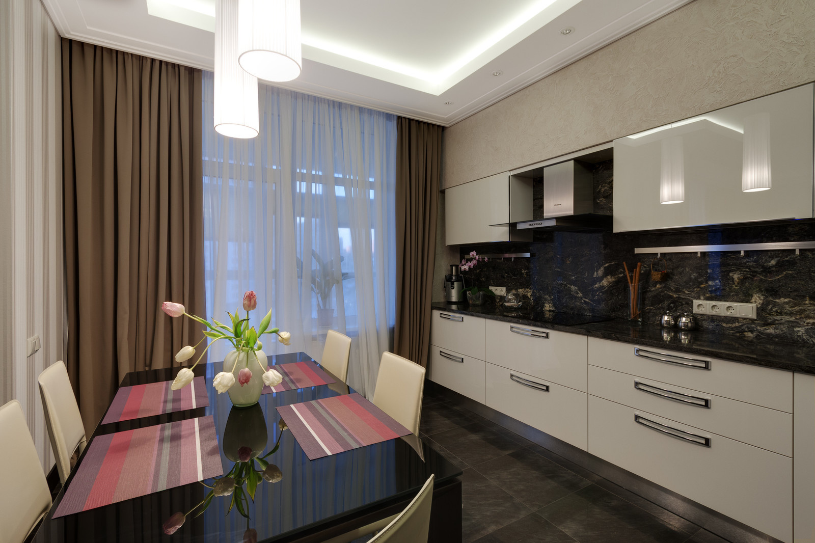 Грация серого